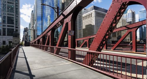 Chicago downtown bridge and buiding